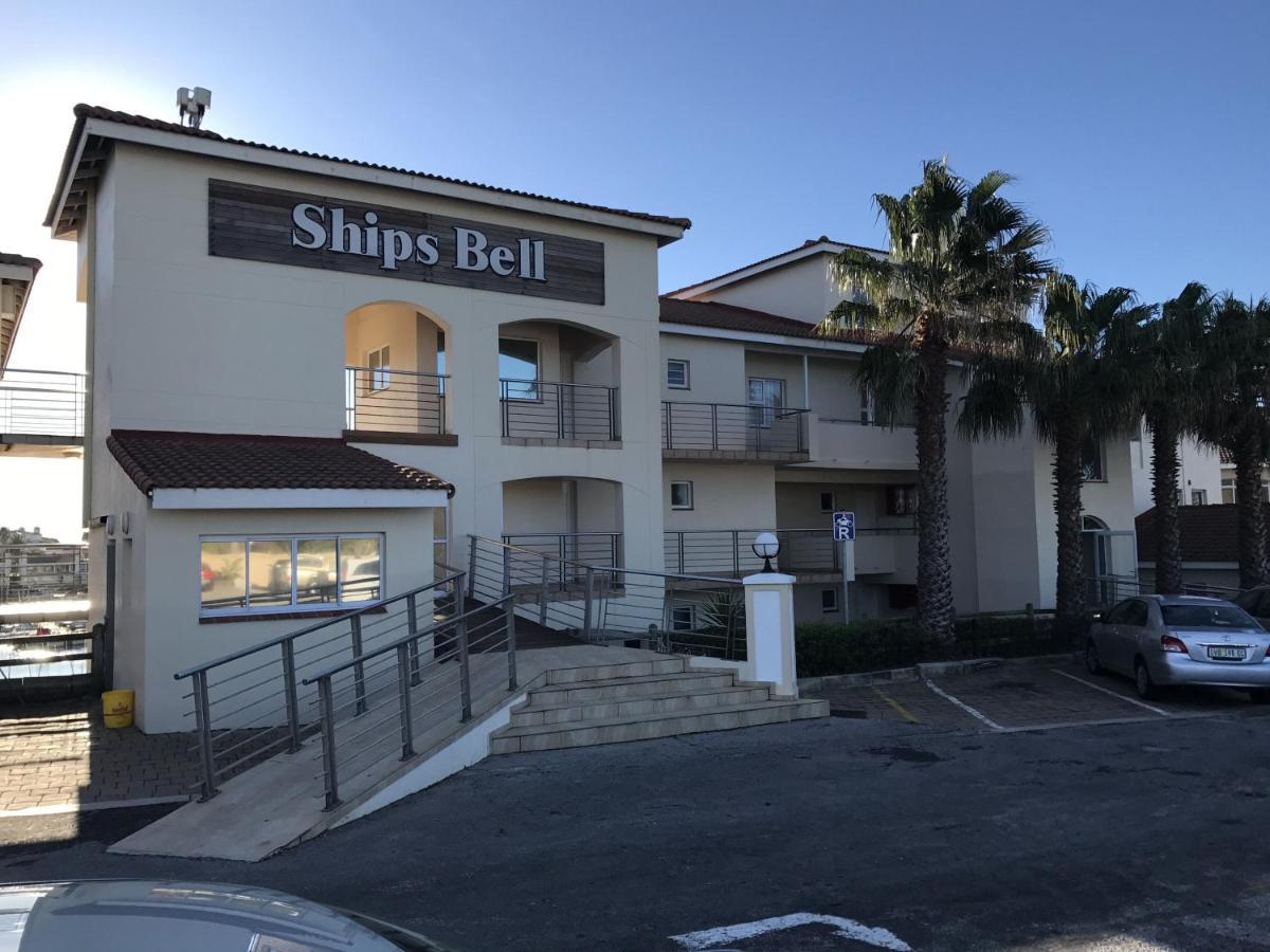 Shipsbell 5B Apartment St Francis Bay Bagian luar foto